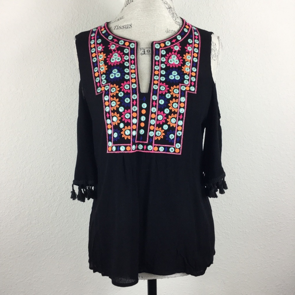 Verte Black Floral Embroidered Cold Shoulder Top